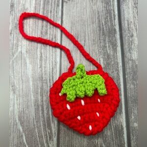 🍓NEW Strawberry Crochet Mini Bag Charm Keychain Micro Pouch Purse